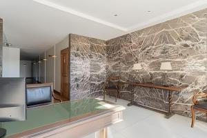 Amplio y Céntrico en Av. Libertador Ideal Familias