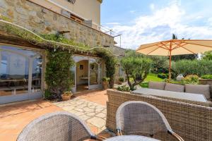 Villas Villa with separate guesthouse with panoramic view : photos des chambres