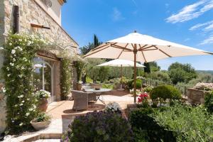 Villas Villa with separate guesthouse with panoramic view : photos des chambres