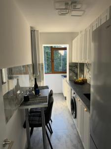 Studio Kiki by the Lujerului metro station