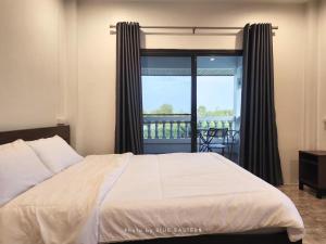 F&F Pool Villa Mae Phim