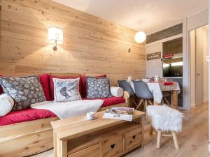 Appartement rénové 2 pièces proche pistes avec parking - FR-1-344-800