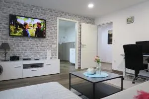 Ferienwohnung Loh - 55Zoll TV - Schnelles Internet 500MBit - Rieden