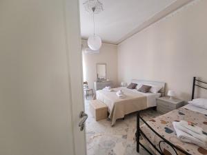 IL SOLE SUL MARE a 100 m dal lungomare di Stazzo