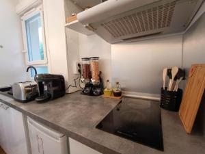 Studio calme et lumineux près de la gare