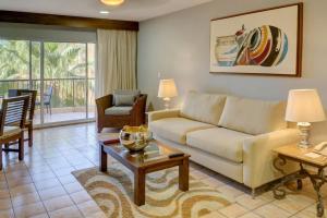 2BD Del Palmar Pool Resort & Ocean Views