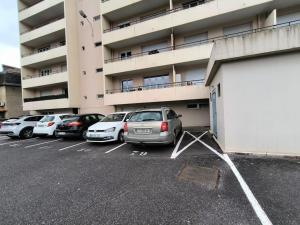 Appartements Agreable Studio Chantilly avec balcon et parking securise : photos des chambres