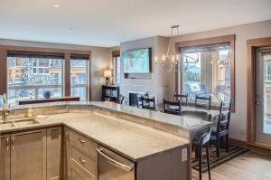 Stonegate Resort Unit B108