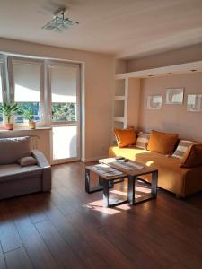 Apartament Julia 1-4 os parter balkon garaż Westerplatte