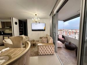 Piso 11 hermosa vista a Cali