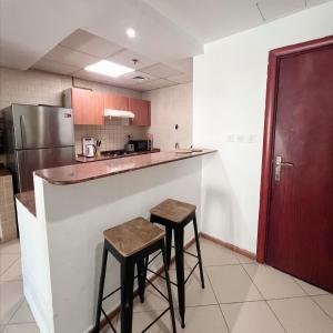 Fully Furnished Marina View - 1 Bedroom Apartment