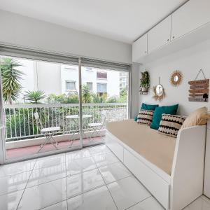 Studio lumineux, WIFI à deux pas de la Croisette