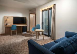 Suite with forest view room in Park Inn by Radisson Istanbul Airport Odayeri