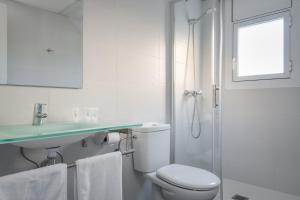 Triple Room room in Hotel Tolosa
