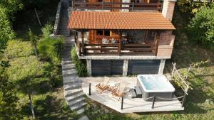 MOUNTAIN VILLA CARIN new Holiday House - 4 ROOMS - JACUZZI - PANORAMIC VIEW - free PARKING - near Zagreb - Samobor - Karlovac - Jastrebarsko