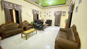 New Family Homestay