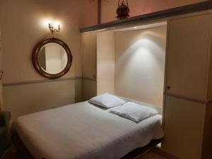 Appartements Le Parc chateau Gipieres : photos des chambres