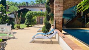 Maisons de vacances Studio Au Clos Saint Georges , piscine et Spa : photos des chambres