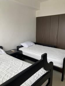 Depar 8 pers Tonsupa Playa Almendro