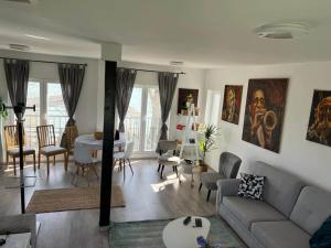 River House Zizi