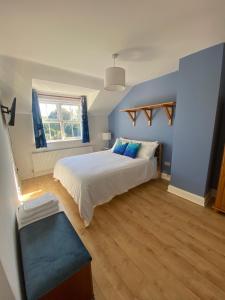 Cozy 2 bedroom townhome