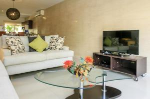 Sabbia Condos in Mamitas Beach!