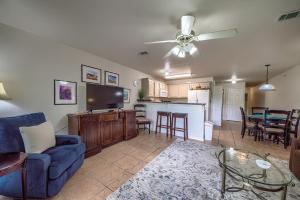 WW H202 Mather Street Retreat