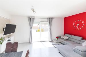 Apartman Luci - Private Heated pool