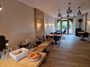 Hotels domaine de saint jacques devant bruyeres : photos des chambres