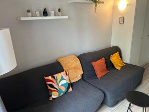 Appartements Le Charmant - 10 min Disney - 3 min Gare : photos des chambres