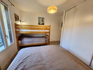 Appartements appartement T3 avec jardin proche village : photos des chambres