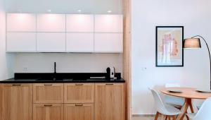 CHERRY BLOSSOM Apartments