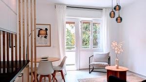 CHERRY BLOSSOM Apartments