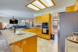 Hesperia Home Near Mojave River and Hiking Trails!