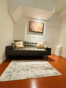 Cozy Walkout Basement with Tranquility - Markham