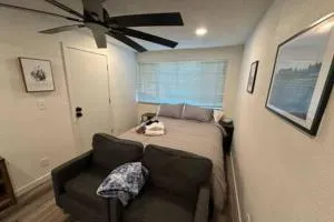 Downstairs UO, Autzen, Amazon Pk - 克雷斯韦尔