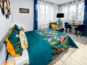 Charmant studio vue dégagée et cuisine équipée - 博比尼