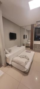 Flat Century Plaza