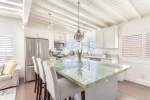 Walk 2 Beach, Parking, AC, WD,15min 2LAX,Remodel - El Segundo