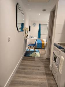 The Cosy Pod Studio - Short Stay in Salford