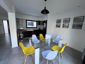 CASA 3 AMB CON PISCINA MAR DEL PLATA Solo familias