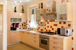 Casa San Girolamo Historic flat with cosy Terrace in Luccas city Centre