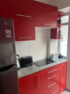 Departamento con patio privado junto al Costanera