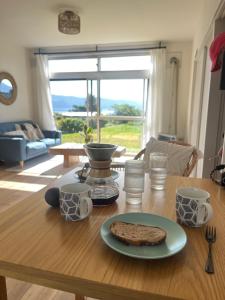 Peaceful Lakeview Cottage 20min to Rusutsu Ski