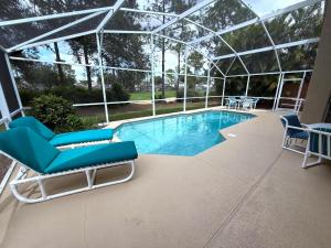 Awesome golf views from your pool Villa Southern Dunes - 3hvězdičkové hotely ve městě Haines City