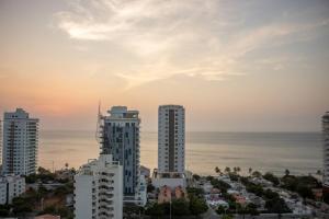 Cozy apartment next to the beach!