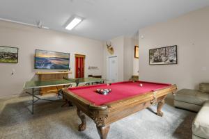 Arctic Wolf at Summit Base - 4 Bedroom log cabin at the base of Snow Summit