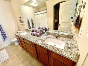 Spacious quiet townhome near BYU easy freeway access