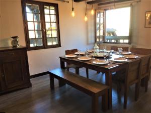 Appartements Duplex Saint Lustre, view over castle and storks, 5 mn from Colmar : Appartement