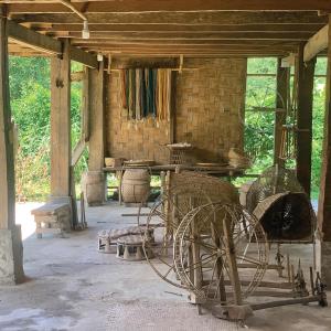 Banlue handicraf center and home stay